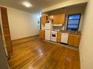536 E 5th St #118, New York, NY 10009