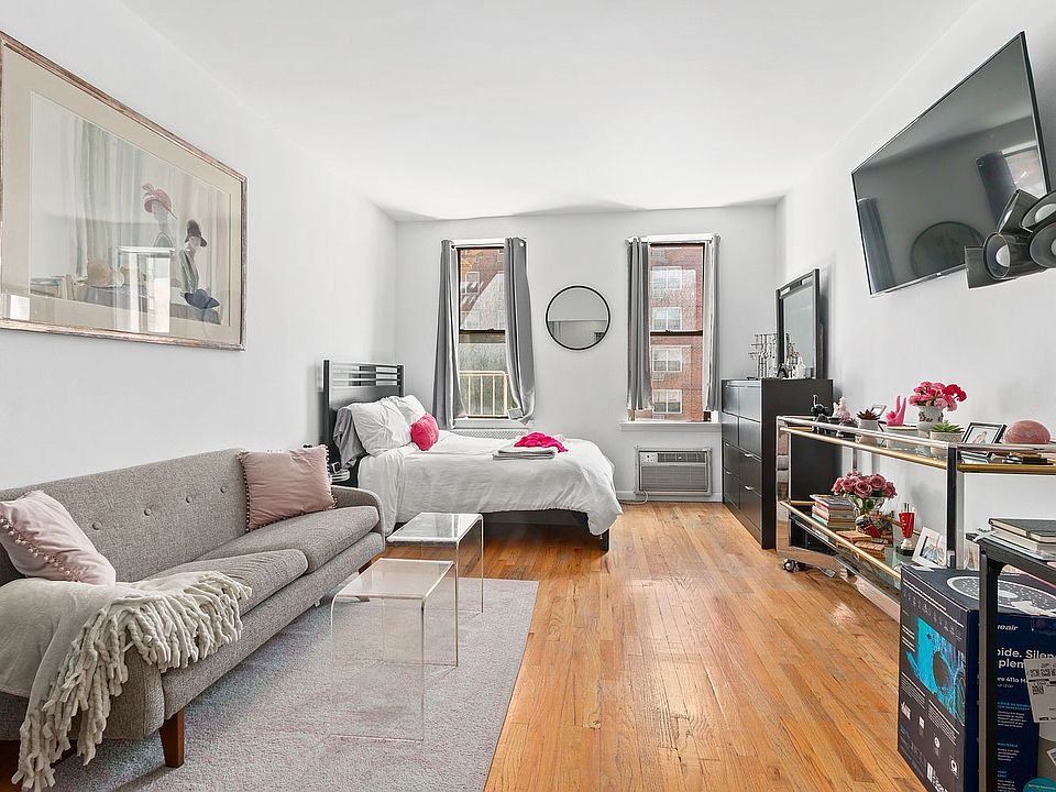 1st image of 1431 1st Ave #3FS