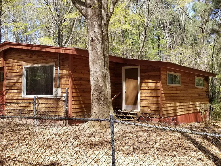 7885 Hamilton Rd — Photo 3