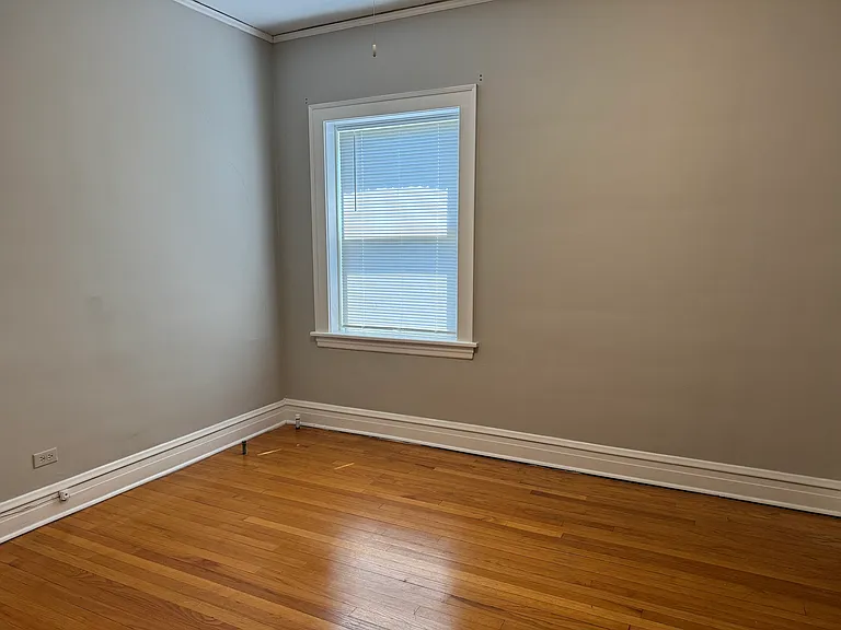 57 1/2 S Summit Ave #2E — Photo 10