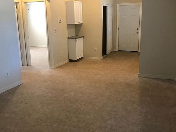 4th image of 1953 Palm Way APT C