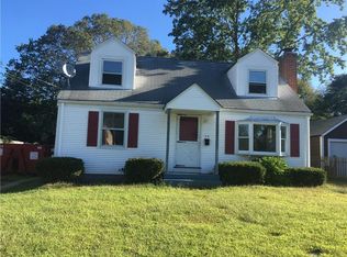 73 King Phillip Dr, North Kingstown, RI 02852