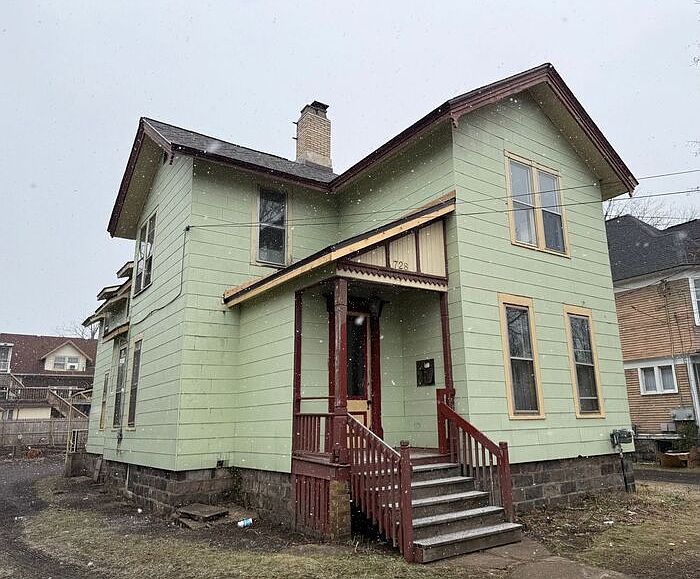 1st image of 728 W Lovell St APT 4