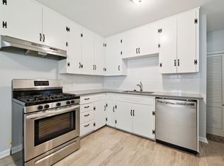 2301 W 73rd St, Prairie Village, KS 66208