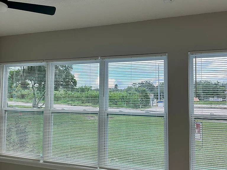 1176 Lake View Dr — Photo 5