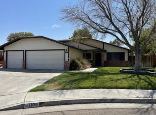 1106 Faith Ct, Ridgecrest, CA 93555