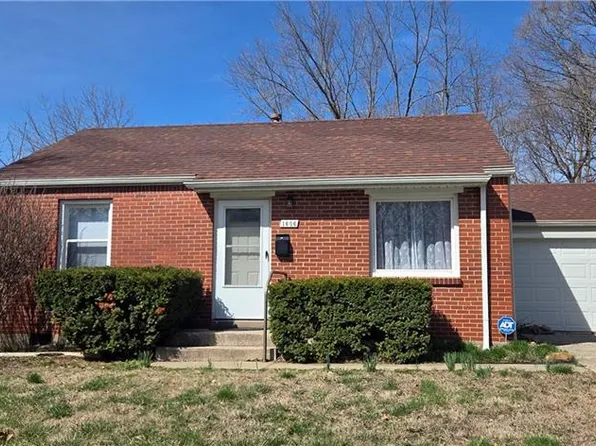 1606 W Sheley Rd, Independence, MO 64052