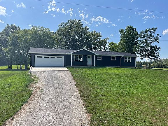 3rd image of 628 County Road 327