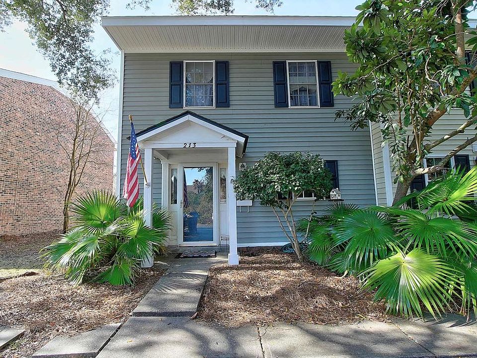 1st image of 213 Heritage Cir #U-1