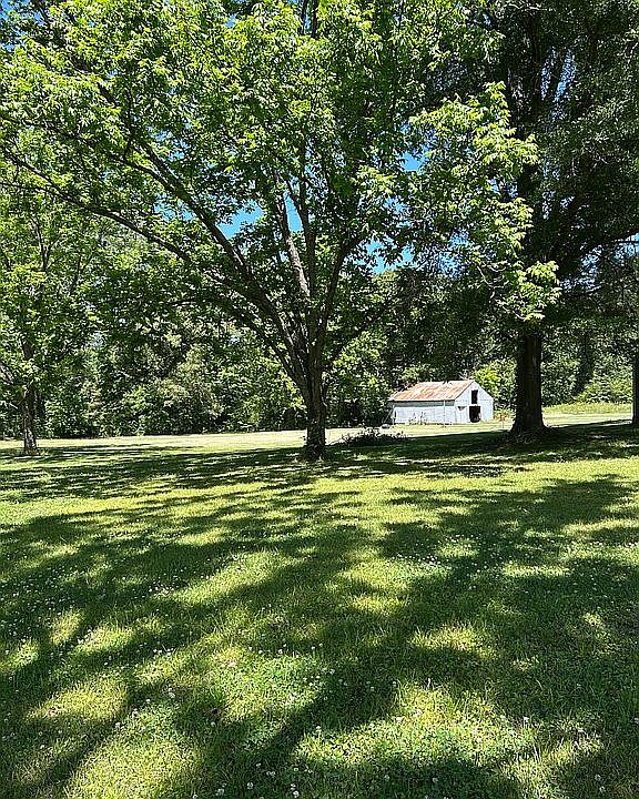 1st image of 415 Getwell Rd S