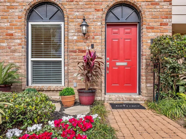 6469 Olympia Dr, Houston, TX 77057