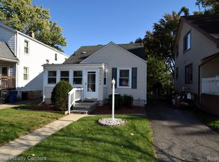 15054 Sumner, Redford, MI 48239