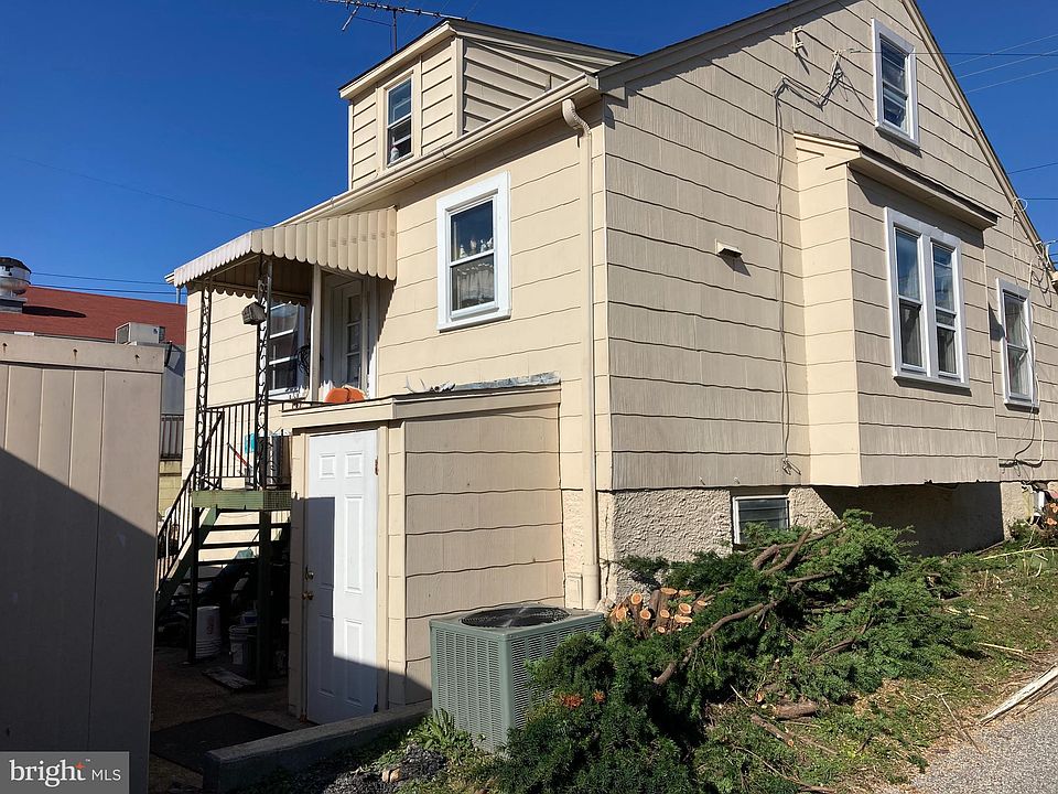 2nd image of 1805 Taylor Ave