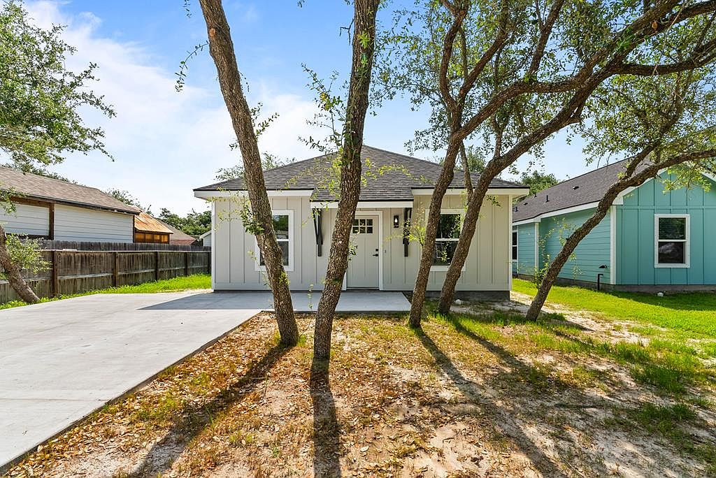 1114 high  1114 High St, Bellingham, WA 98225 | Zillow