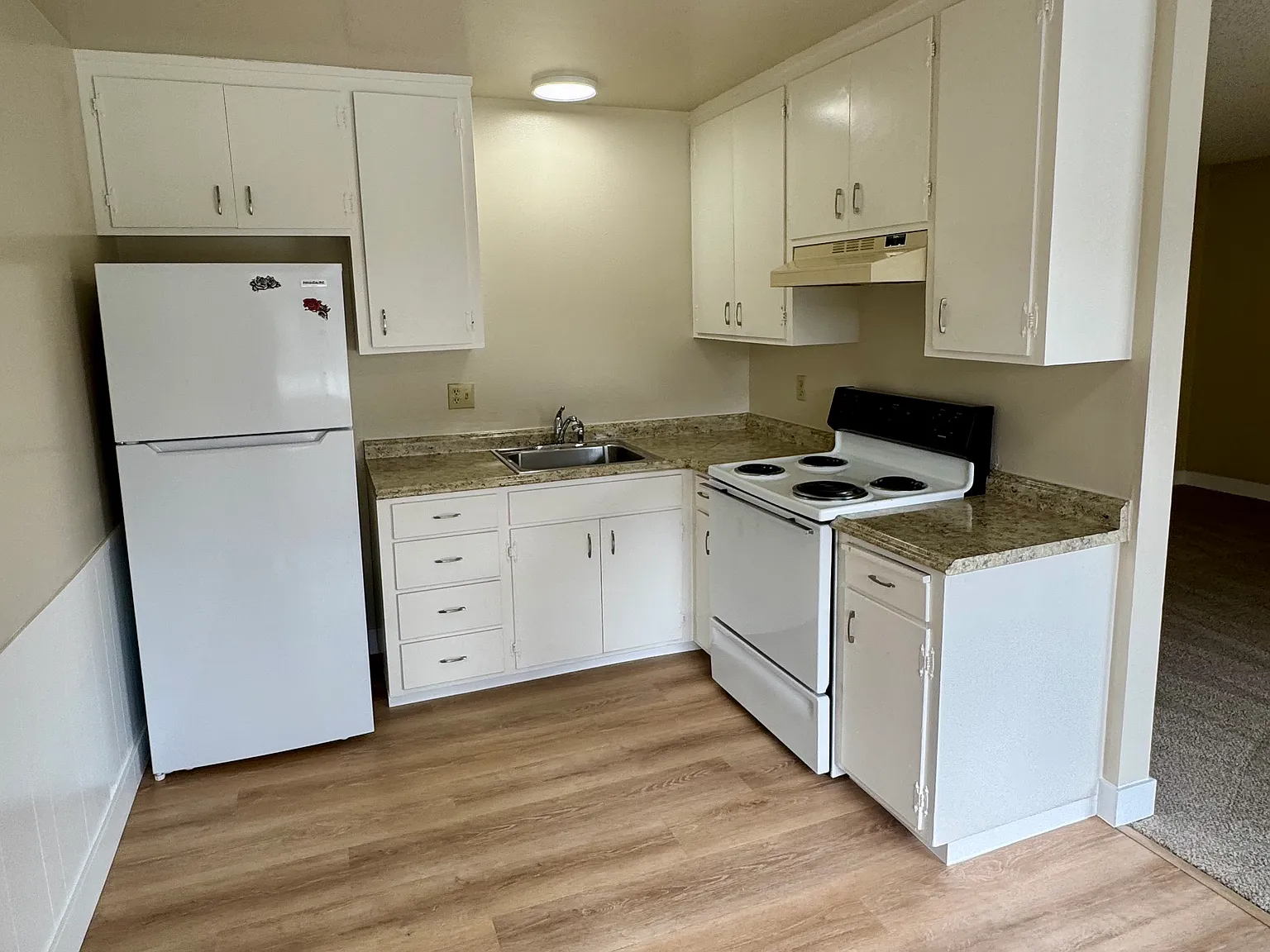 2 bed, 800 sqft, $2,495 — Photo 2