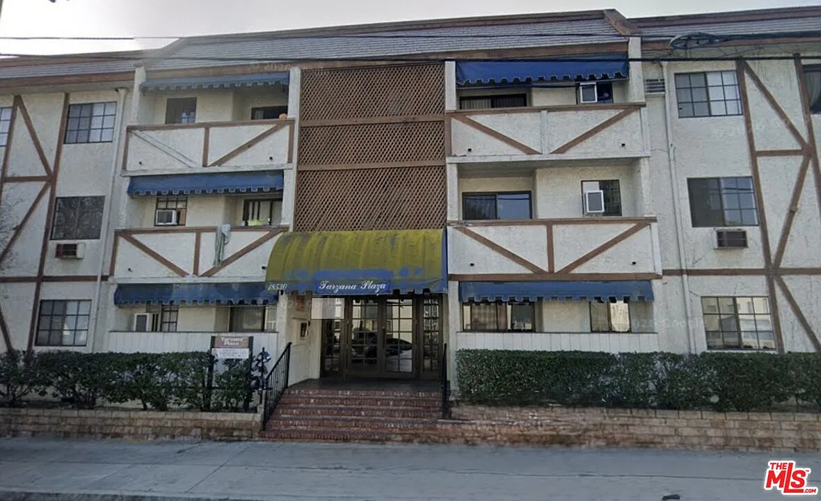 1 bed, 1.0 bath, 634 sqft, $2,000 — Photo 1