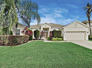 2718 Old Redpine Way, Orlando, FL 32825