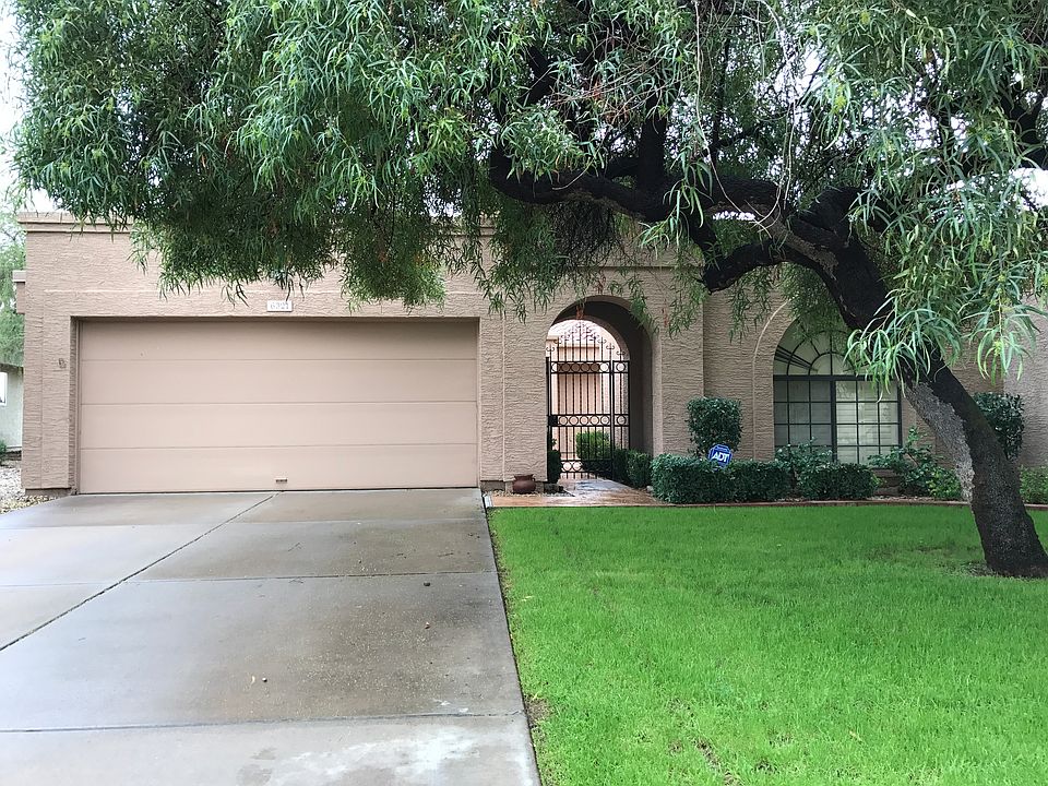 Front entrance approach