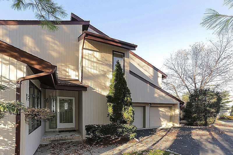 15 Stonegate Dr, Watchung, NJ 07069 Zillow
