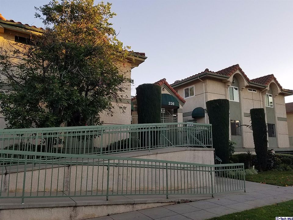 1st image of 226 W Tujunga Ave APT 209