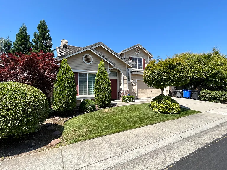 114 Gilded Rock Cir — Photo 2