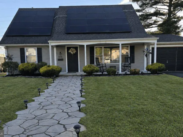 166 Hazelwood Cir, Willingboro, NJ 08046