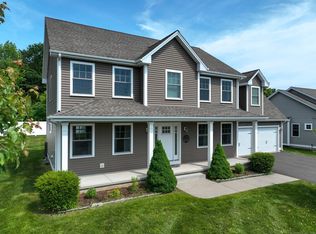 5 Old Village Cir, Windsor, CT 06095