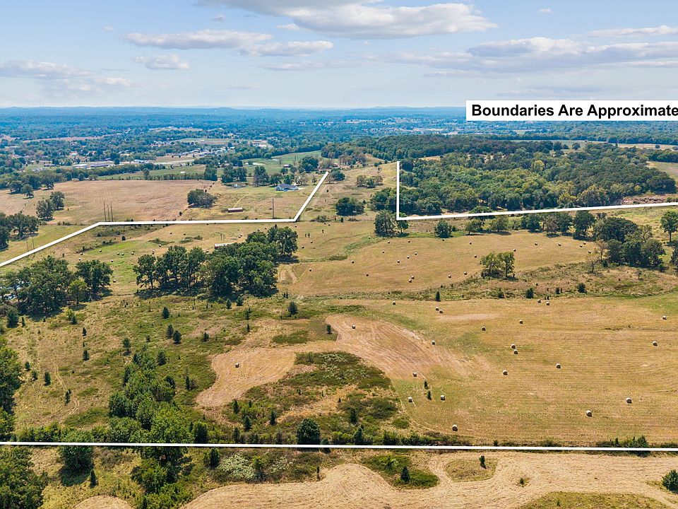 1st image of 420 E East Rd
