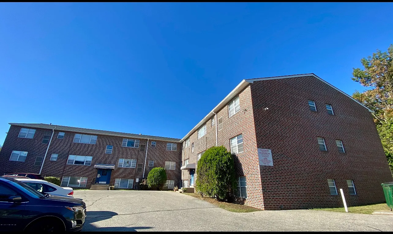 7840 Hasbrook Ave — Photo 1