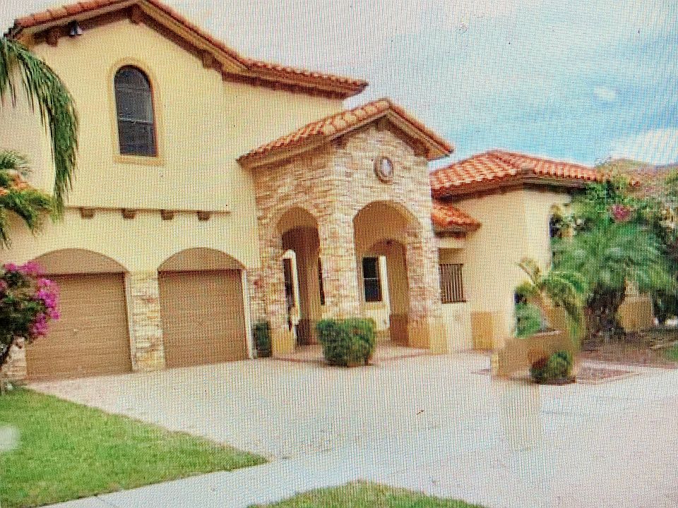 1st image of 4085 Artesa Dr #4085