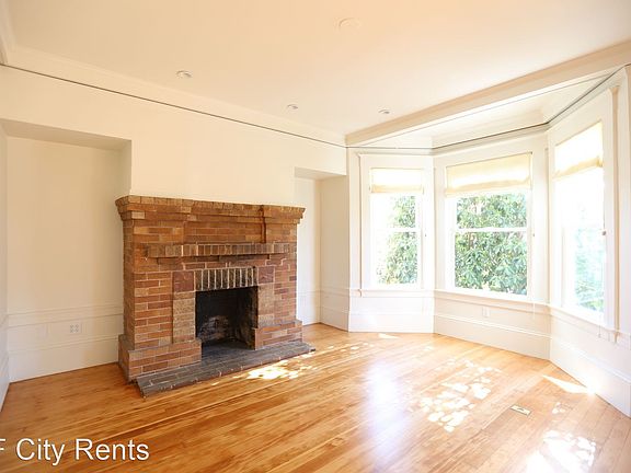 5th image of 1039 S Van Ness Ave