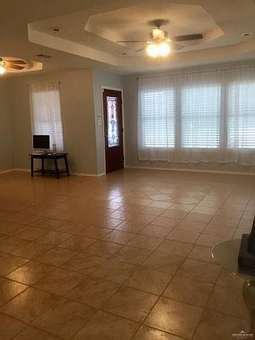 2nd image of 1809 W Lincoln St