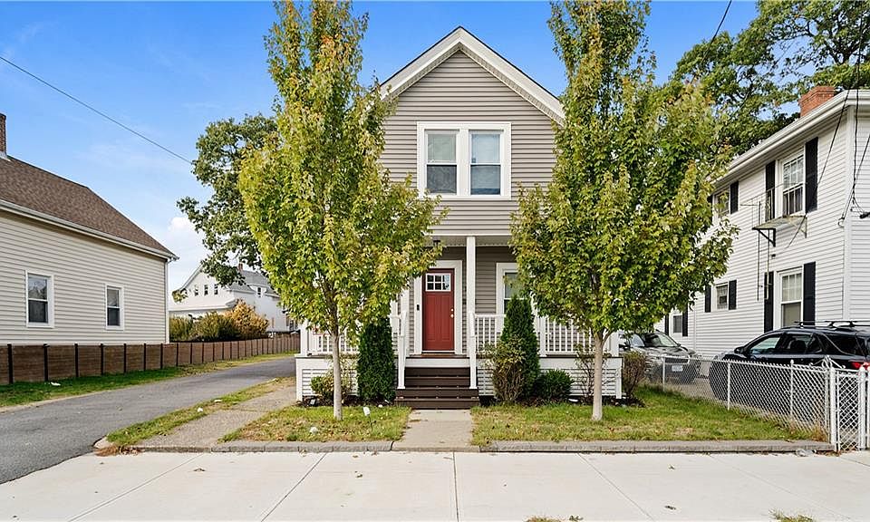 1st image of 180 Darlingdale Ave