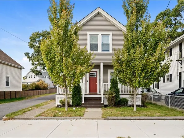 180 Darlingdale Ave, Pawtucket, RI 02861