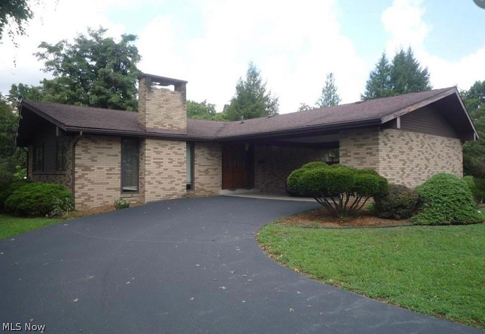 609 Thomas St, Belpre, OH 45714 Zillow