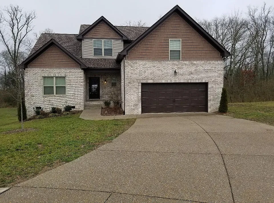 1017 Tucker Pl
