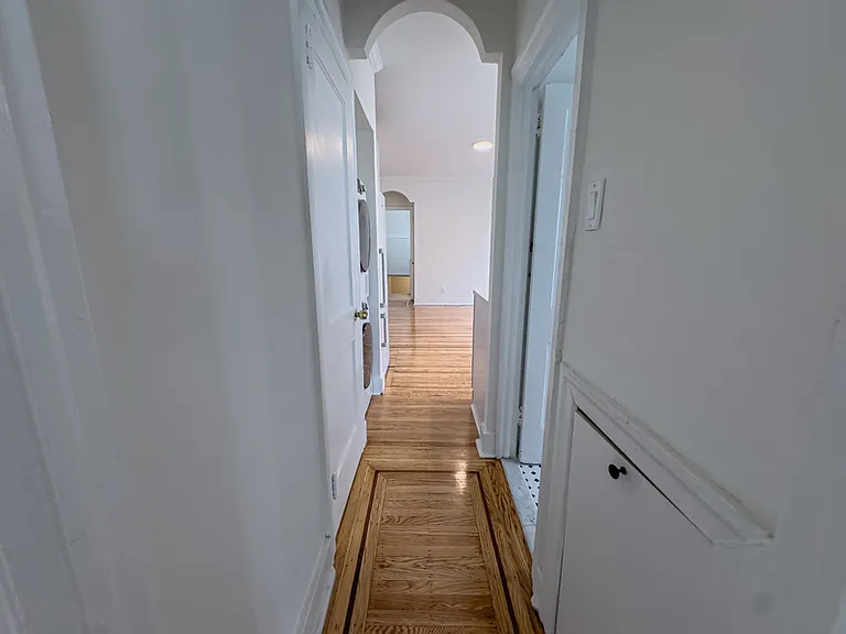 1223 N Franklin St #3R — Photo 36