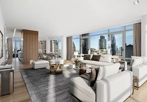 3rd image of 219 E 44th St Floor 30