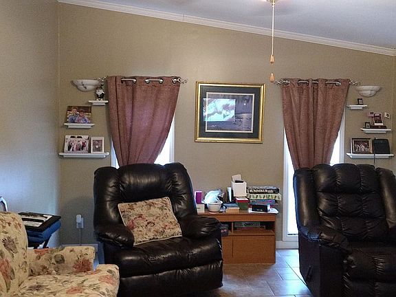 4th image of 15255 Palmetto Ln