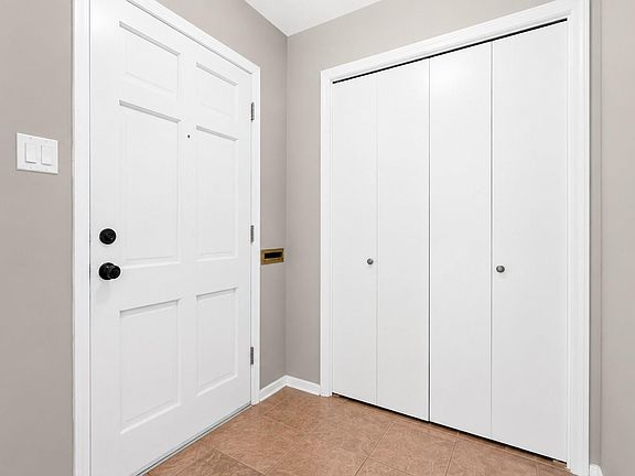 4th image of 103 Almeda St