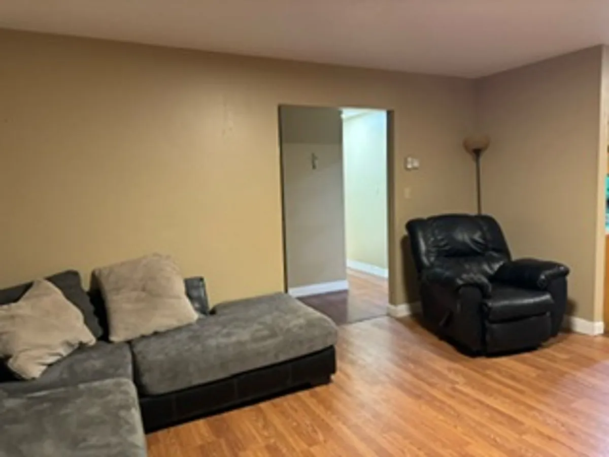 Building Photo - 2269 W Skyview Dr
