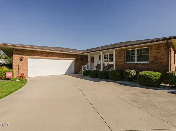2301 Foxbury Ln, Findlay, OH 45840