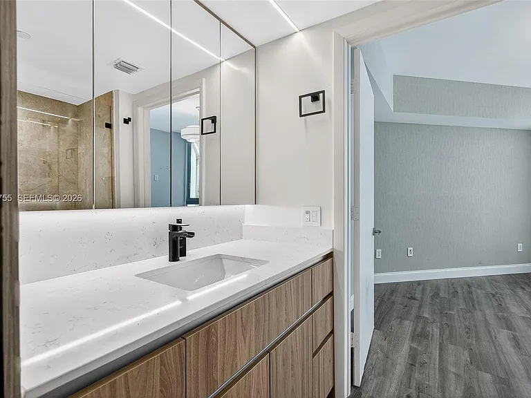 350 S Miami Ave #1705 — Photo 30