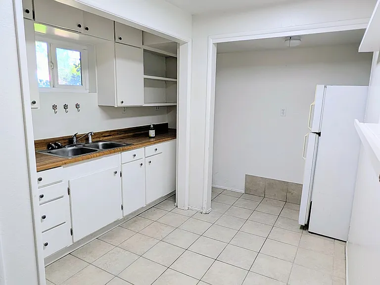1631 Fredericks St #1 — Photo 17