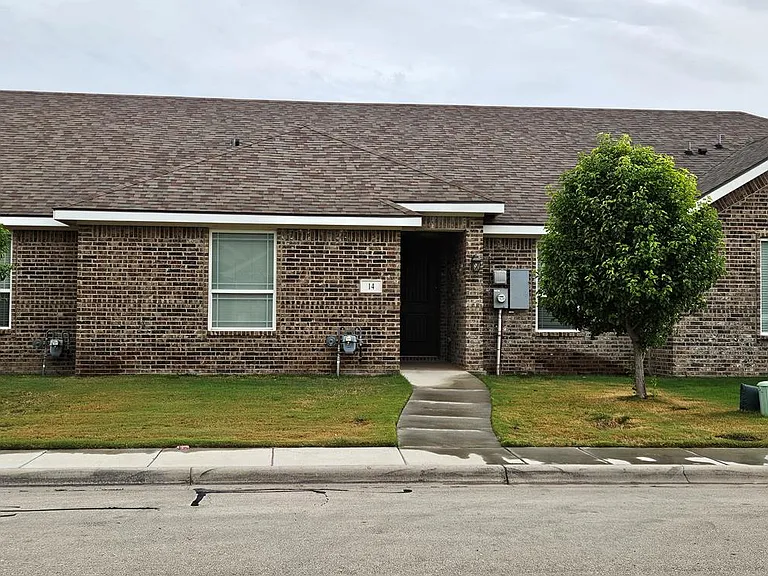 14 Devon Ct — Photo 1