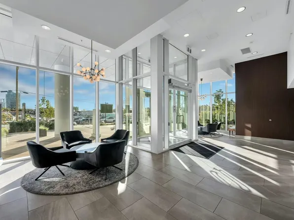 2311 Beta Ave #1902, Burnaby, BC V5C 0M1