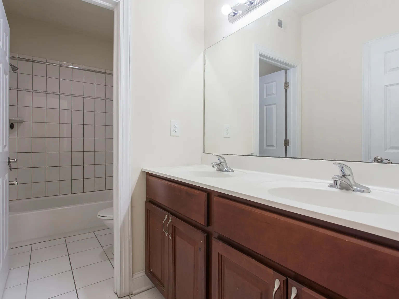 1925 N 7TH ST Unit C — Photo 3
