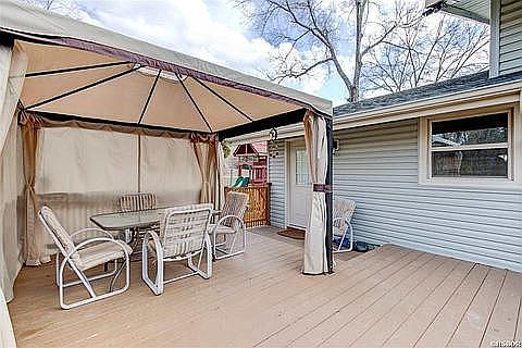 2nd image of 150 Fairwood Cir