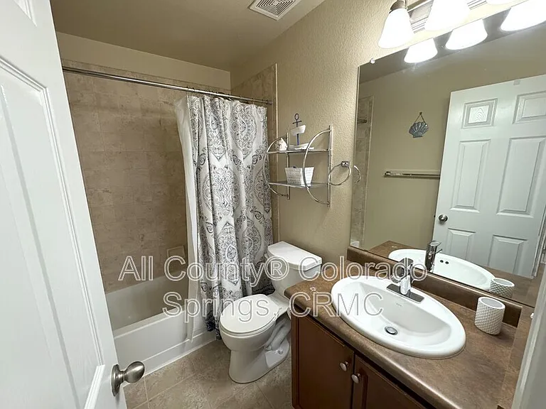 6360 Tranters Creek Way — Photo 19