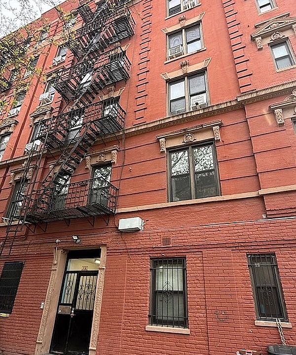 1st image of 300 E 119th St APT 5B